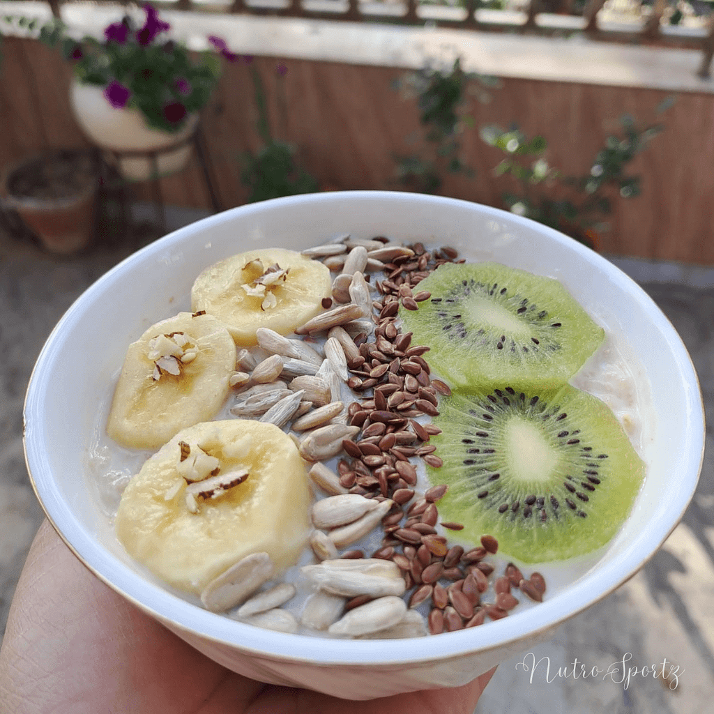 An image of oatmeal in a bowl.